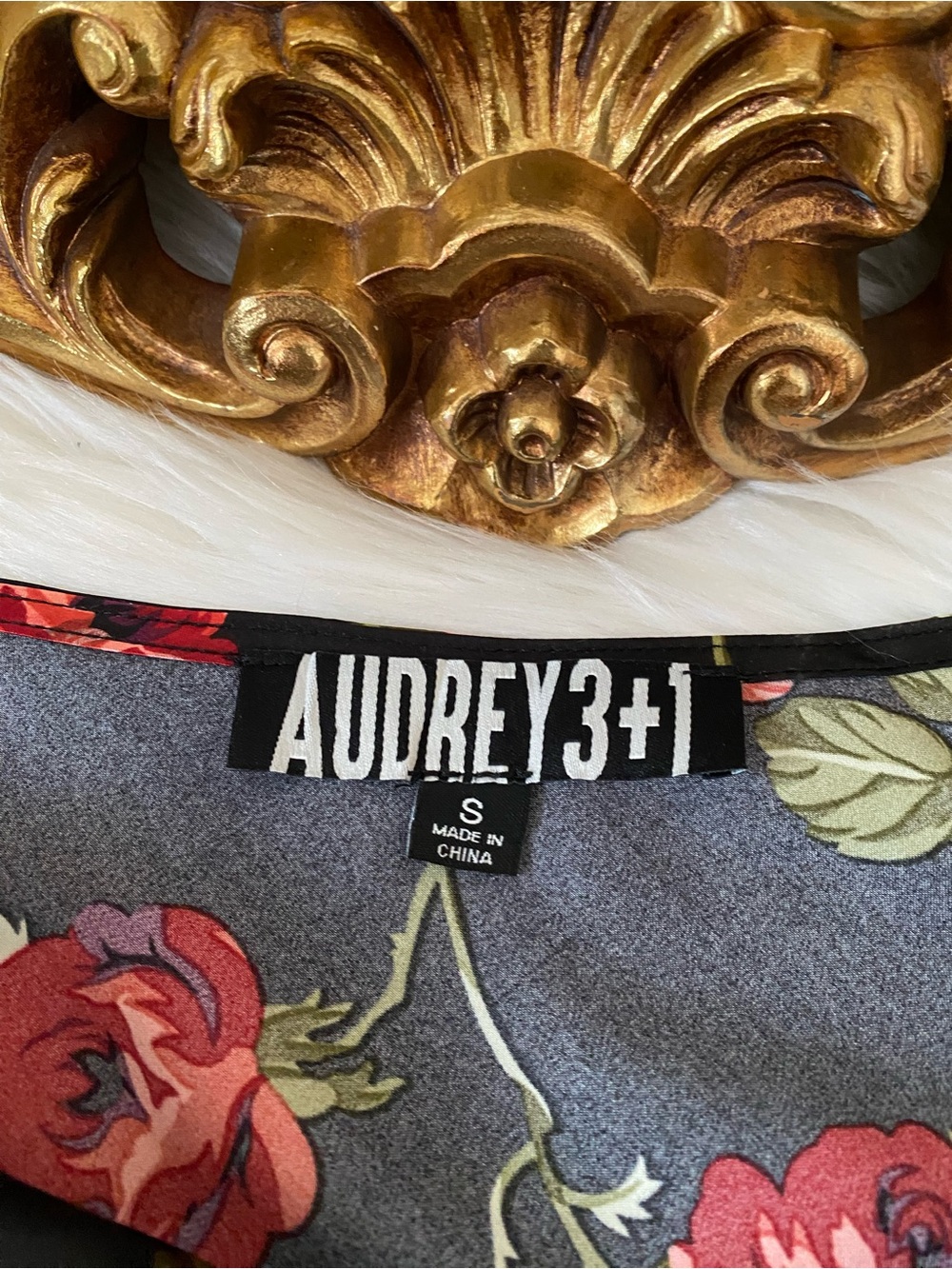 Audrey 3+1 Rose Print Dress - Picture 5 of 8